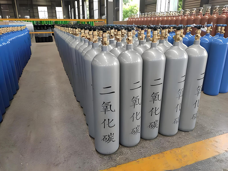 大容積鋼質(zhì)無(wú)縫氣瓶